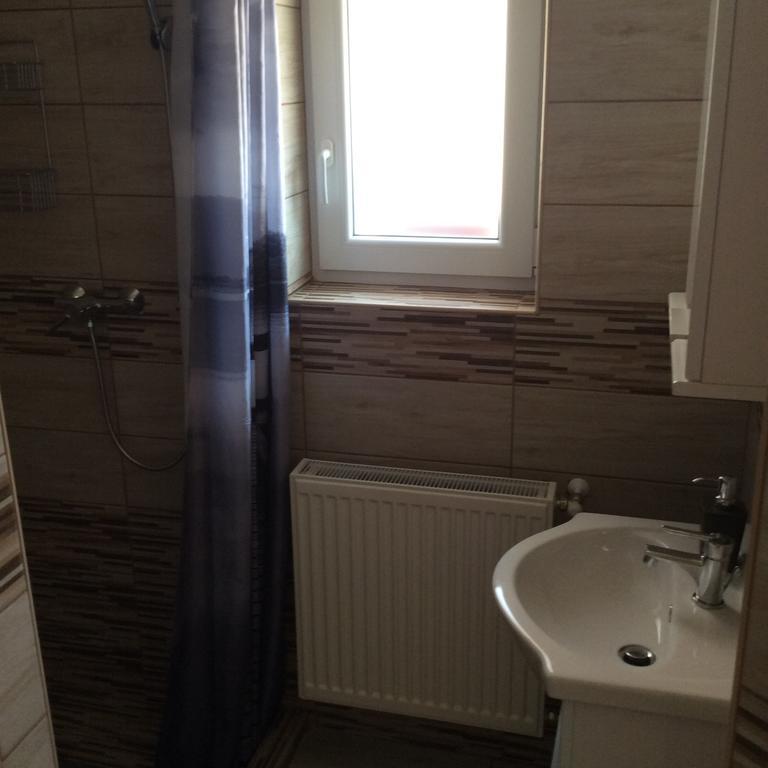 A Bastya Arnyeka Apartment Eger Luaran gambar