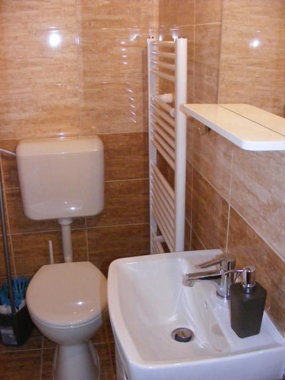 A Bastya Arnyeka Apartment Eger Luaran gambar
